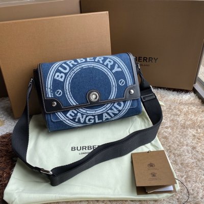 [Burberry] ������ �ΰ� �׷��� ���� ��Ʈ ũ�ν��ٵ� ����� 80397521