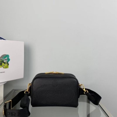 [Prada] ����� �ΰ� ���̳� ����Ʈ ũ�ν��� 1BH187