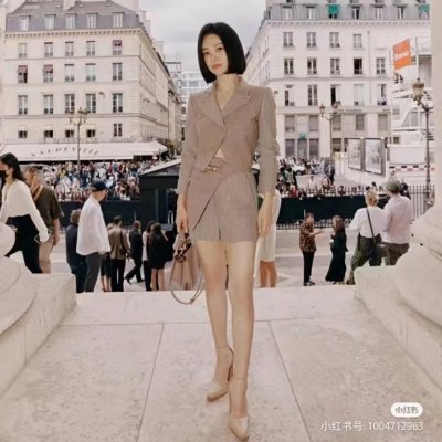 [Fendi] ��� �Ͽ콺 ���� ���ǽ� 22100845