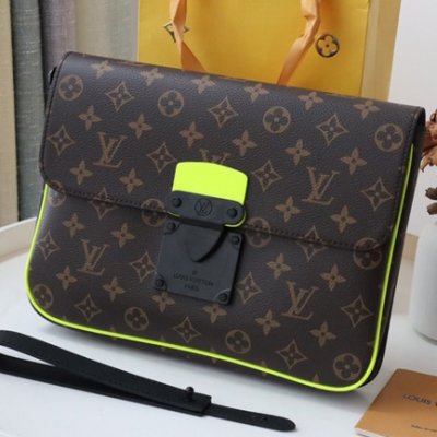 [Louis vuitton] ���̺��� S �� A4 �Ŀ�ġ ���׷� ��ī�� M80560
