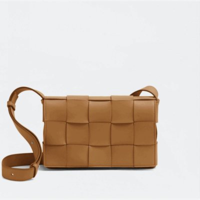 [Bottega Veneta] ���װ�����Ÿ ī��Ʈ ũ�ν��� 2color 578004VMAY11229