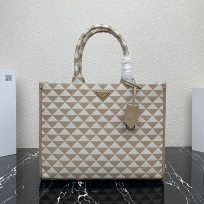 [Prada] ����� �ɺ� �ڼ� �к긯 �ڵ�� 1BA356_2FKL_F0J0A_V_OOM