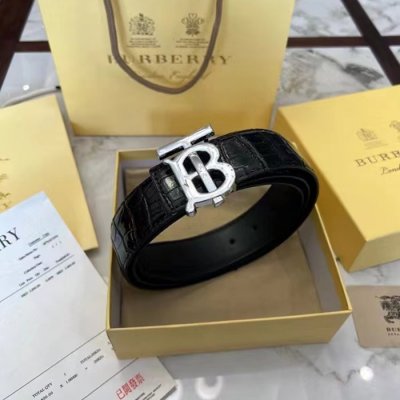 [Burberry] ������ Tb ��Ŭ �Ǿ� ������ ���� ��Ʈ 23072048