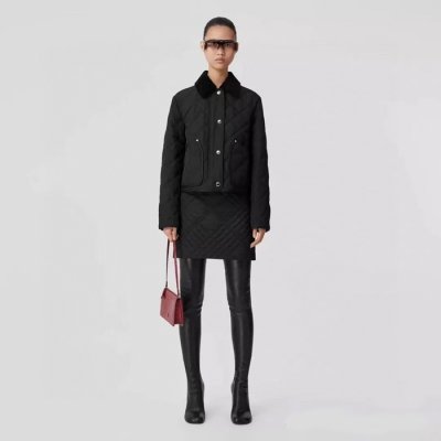 [Burberry] ������ ���� ũ�� ���� ���̾Ƹ�� �������� 231376F063009