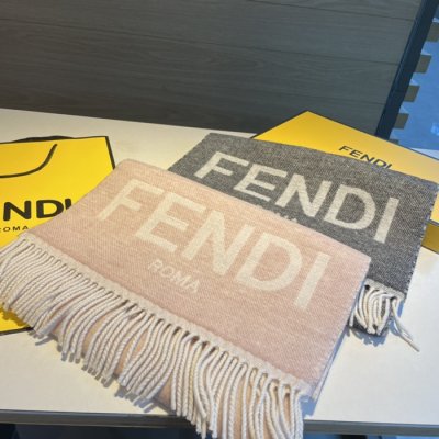 [Fendi] ��� �ΰ� ������ ĳ�ù̾� �� ���÷� 23103038