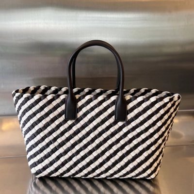 [Bottega Veneta] ���װ� ����Ÿ ī��Ʈ ���� �׷��� 755154V3AV19815