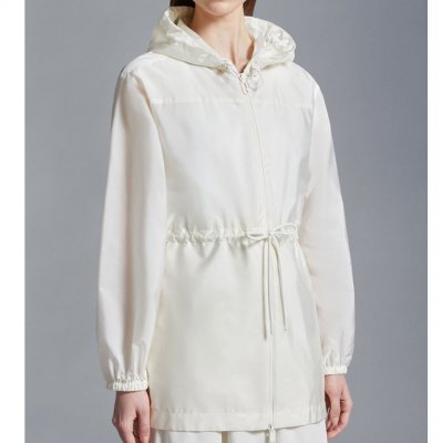 [Moncler] ��Ŭ���� �ʸ��� FILIRA �ٶ����� �ĵ� ��Ŷ J10931A00125539ZD