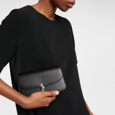 [THE ROW] �� �ο� Black Sofia Leather Shoulder Bag