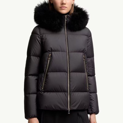 [Moncler] ��Ŭ���� Laichefur �ĵ� �þ Ʈ���� ��Ʈ �ٿ� ��Ŷ 2color K20931A0023854AQE