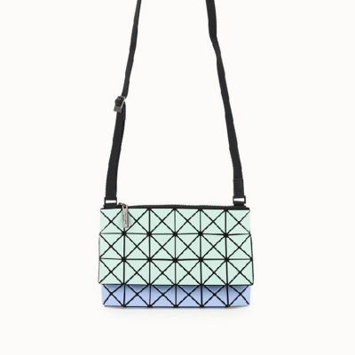 [Issey Miyake] �̼��� �̾��� �ٿ��ٿ� ������ Ļ�ŷ� ũ�ν��� 541202 BB26AG546 67M