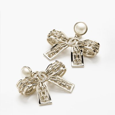 [Chanel] ���� Ŭ���� ���Ʈ �̾ ABG168B22415U1944