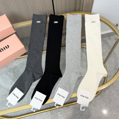 [Miumiu] �̿�̿� �ΰ� �ϻ轺 4color 25123130