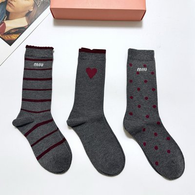 [Miumiu] �̿�̿� ���׷��� ���ǵ� �ͽ� �縻 3�� ��Ʈ 26012030