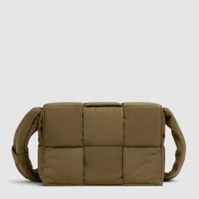 [Bottega Veneta] ���װ� ����Ÿ �ʷο� ī��Ʈ �� 743623 V2ZN1 1537