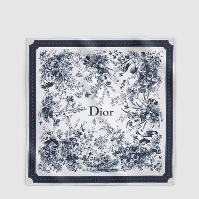 [DIOR] ��� �߿� �� ���� �÷η� ���� 90 ������ ��ī�� 62TC090D6031