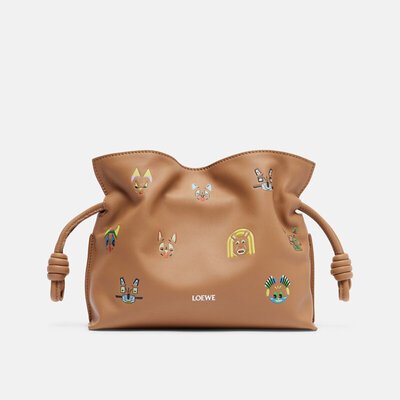 [LOEWE] �ο��� X ���̽� ���� �ö���� Ĺ �̴� Ŭ��ġ 2color